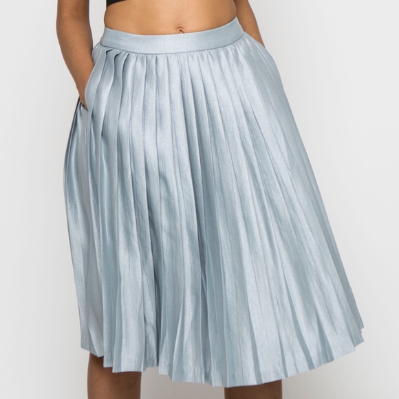 Sweet Pleats 💙💙💙 - Picture 2 of 3